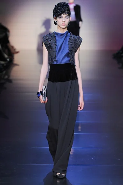 Look 29